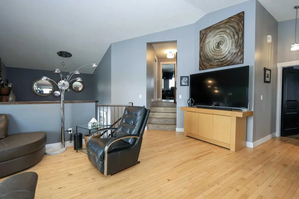 1 Ralston Place Sylvan Lake AB T4S 0C1