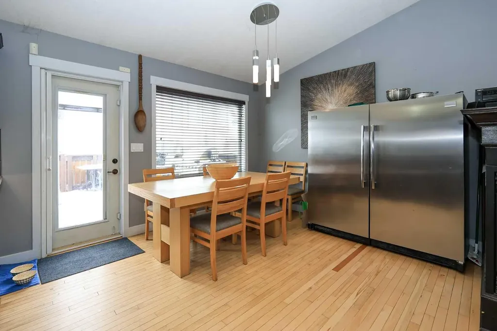 1 Ralston Place Sylvan Lake AB T4S 0C1