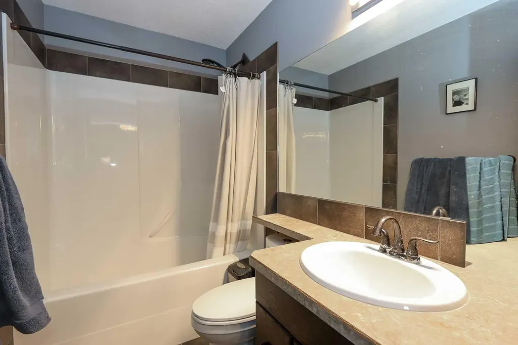 1 Ralston Place Sylvan Lake AB T4S 0C1