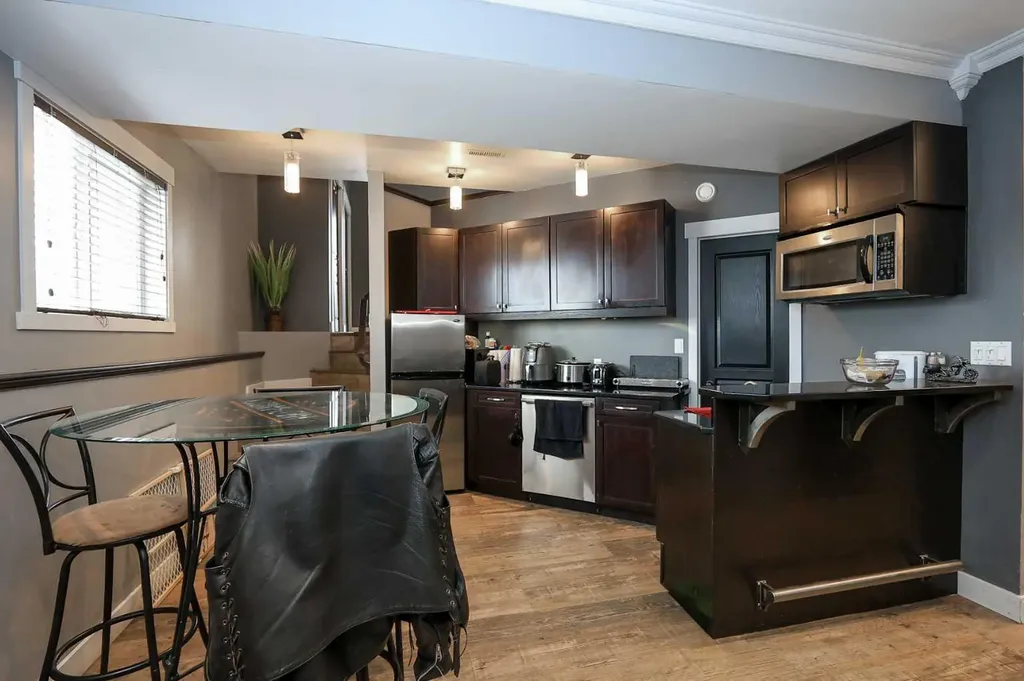 1 Ralston Place Sylvan Lake AB T4S 0C1