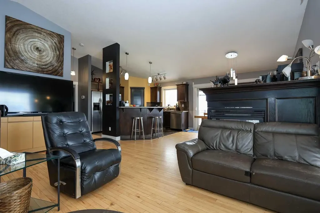 1 Ralston Place Sylvan Lake AB T4S 0C1