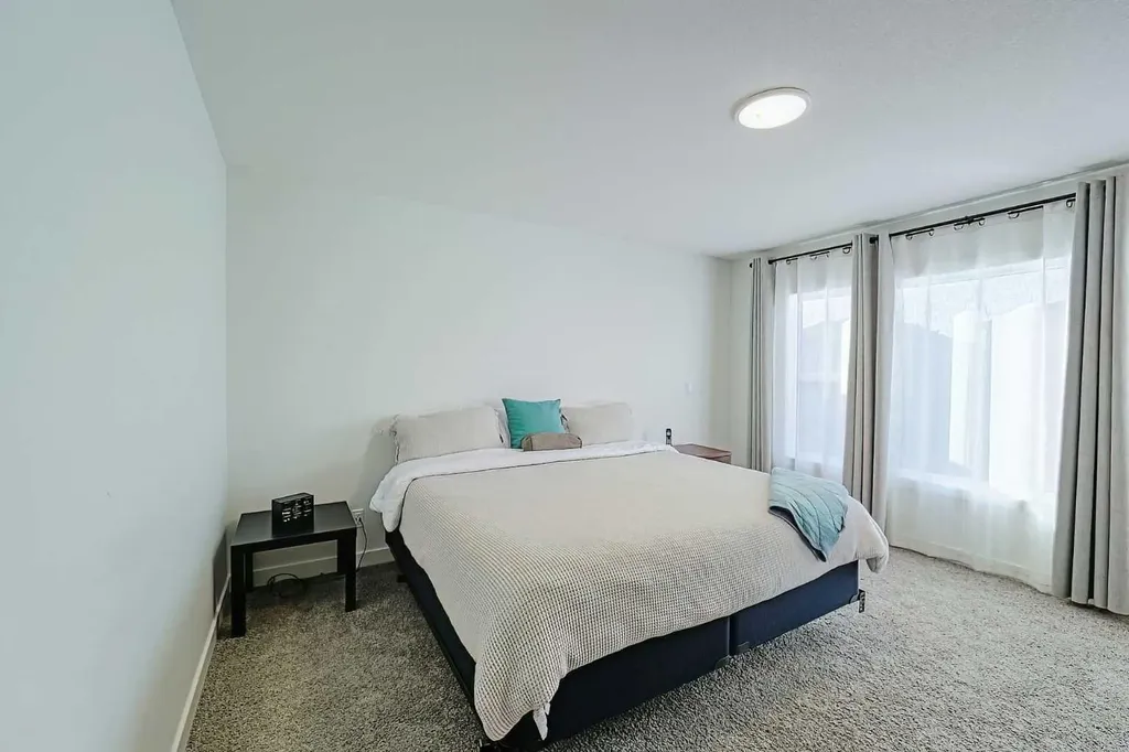 25 Belmont Green SW Calgary AB T2X 5E3