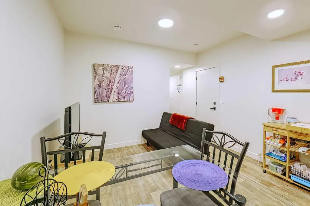 25 Belmont Green SW Calgary AB T2X 5E3