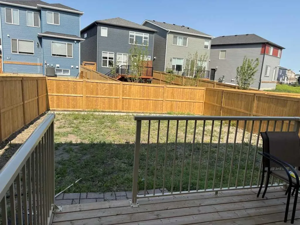 25 Belmont Green SW Calgary AB T2X 5E3