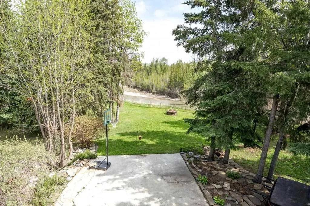 374074 Range Road 6-2 Rural Clearwater County AB T4T 2A3