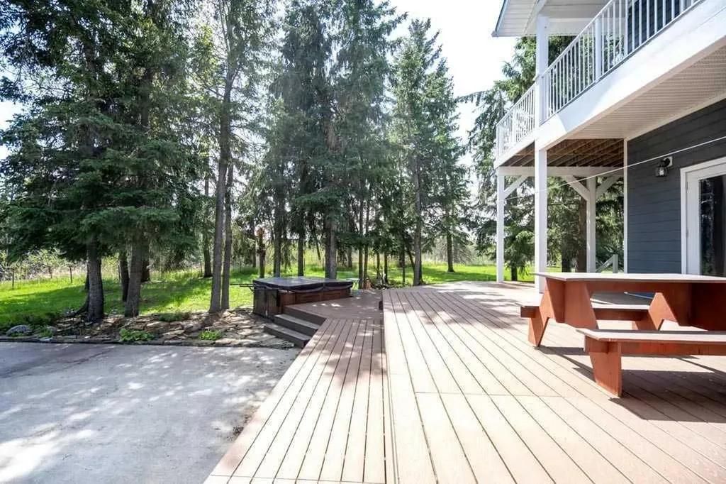 374074 Range Road 6-2 Rural Clearwater County AB T4T 2A3