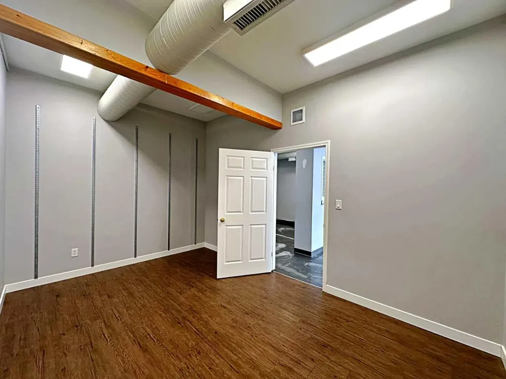 9612 Franklin Avenue Fort Mcmurray AB T9H 2J9