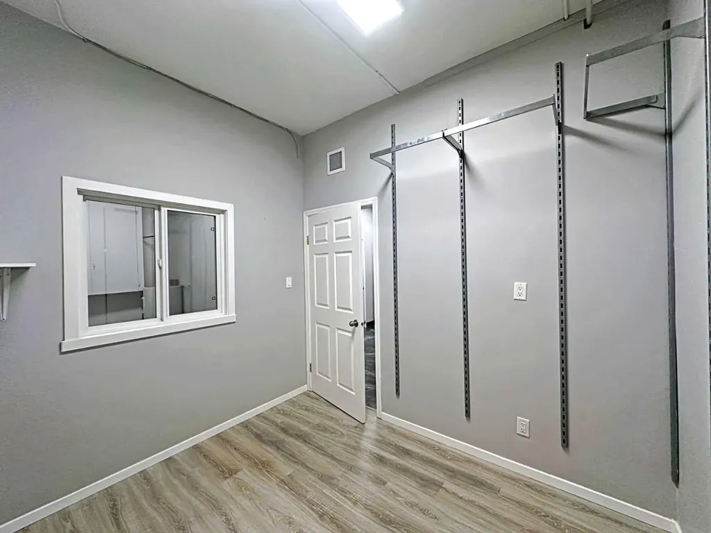 9612 Franklin Avenue Fort Mcmurray AB T9H 2J9