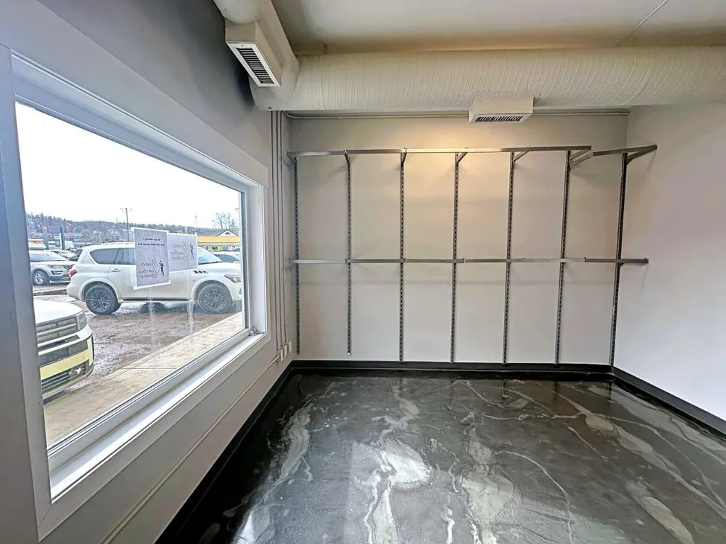 9612 Franklin Avenue Fort Mcmurray AB T9H 2J9
