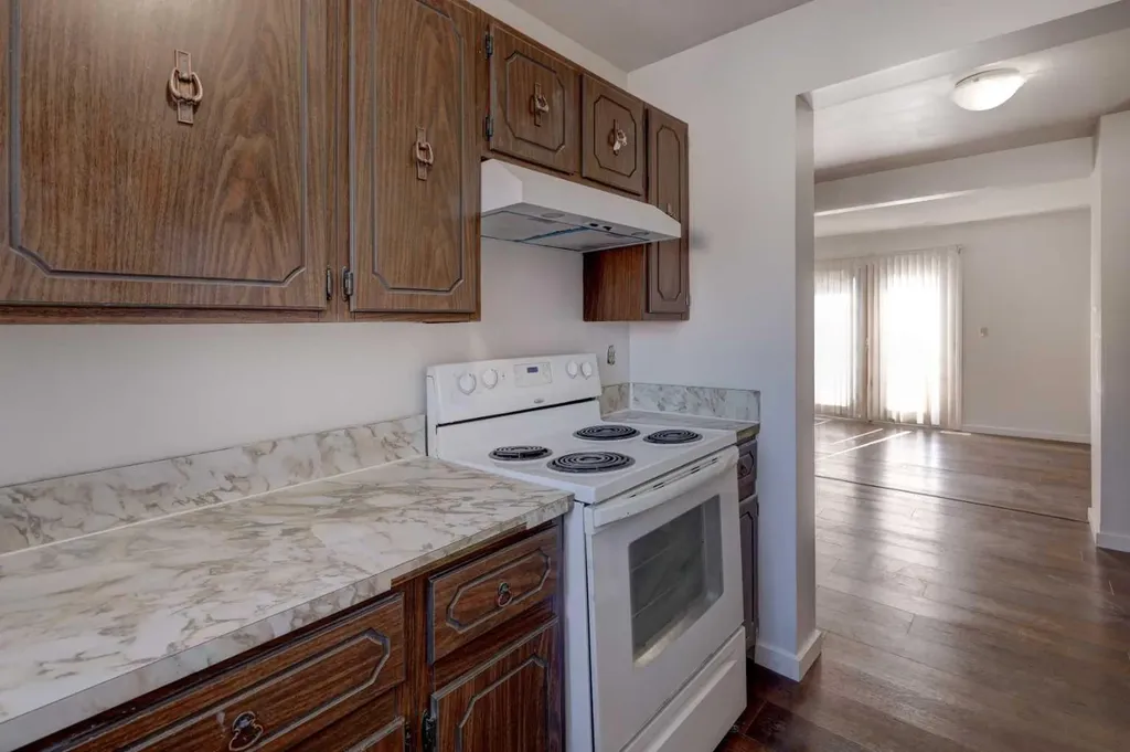 64 Whitnel Court NE Calgary AB T1Y 5E3