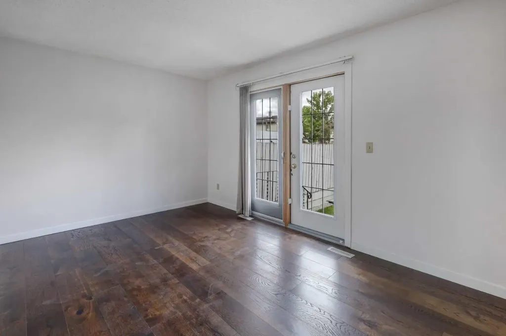 64 Whitnel Court NE Calgary AB T1Y 5E3