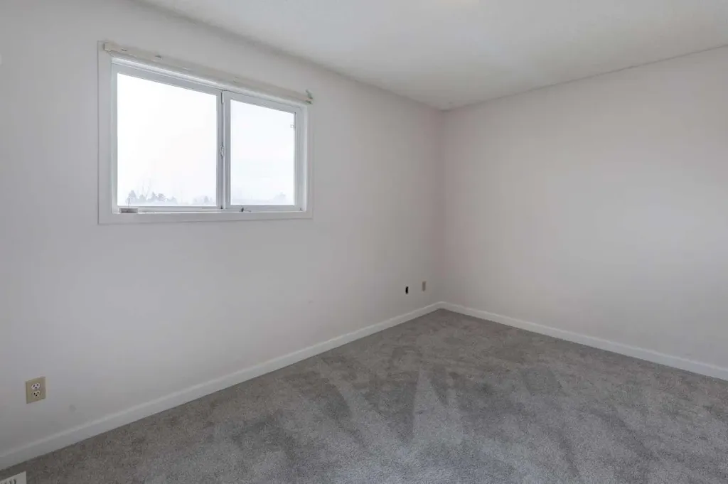 64 Whitnel Court NE Calgary AB T1Y 5E3