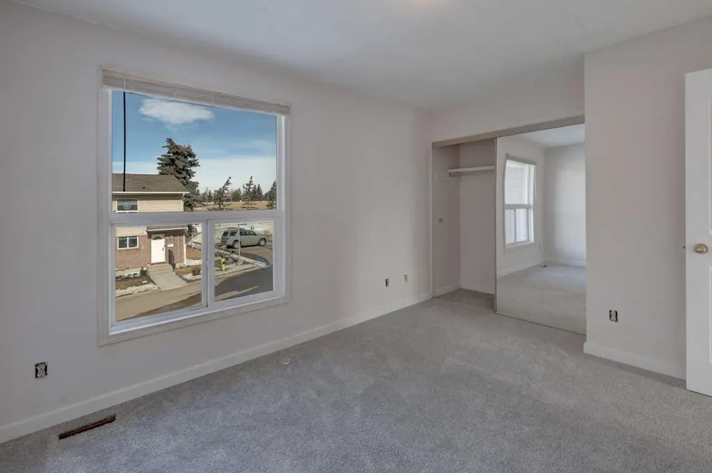 64 Whitnel Court NE Calgary AB T1Y 5E3