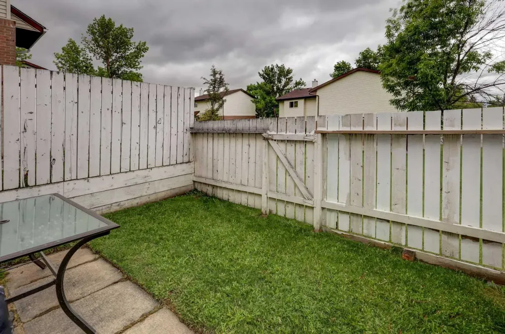 64 Whitnel Court NE Calgary AB T1Y 5E3