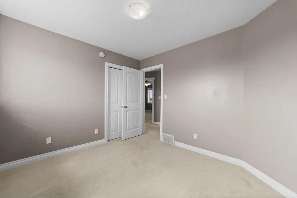 2506 57 Street Camrose AB T4V1X1