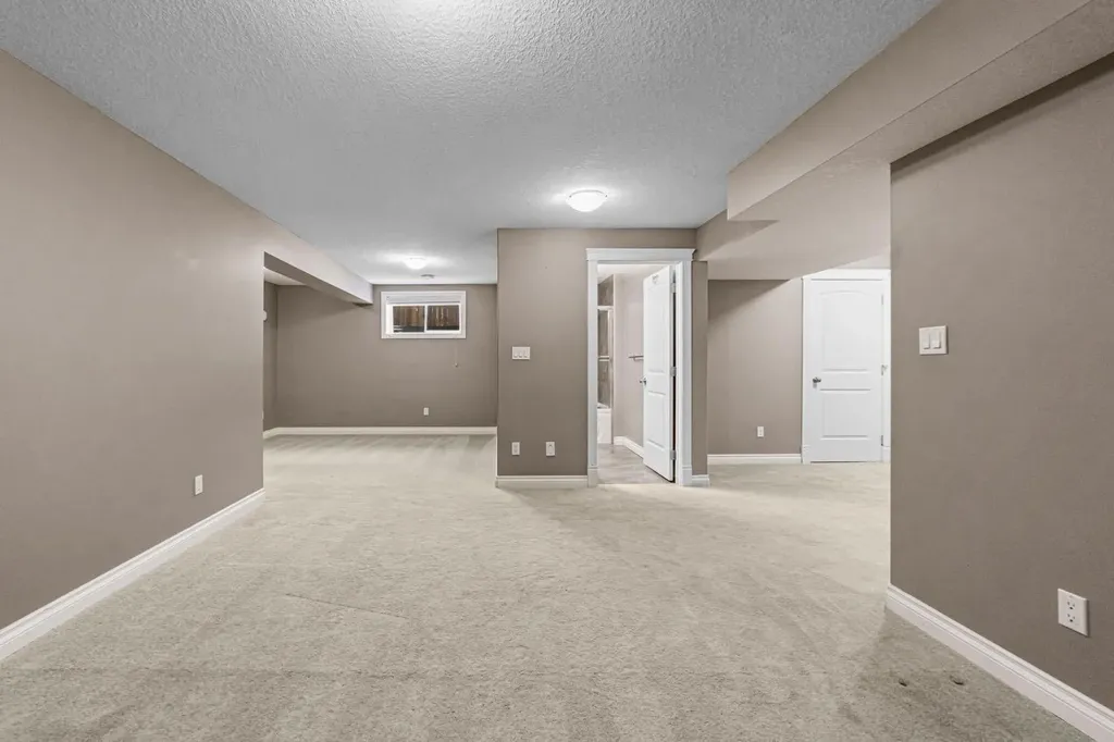 2506 57 Street Camrose AB T4V1X1