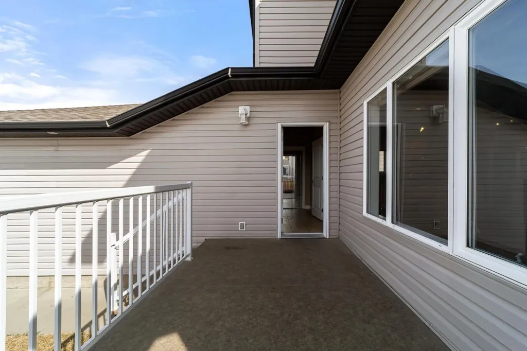 2506 57 Street Camrose AB T4V1X1