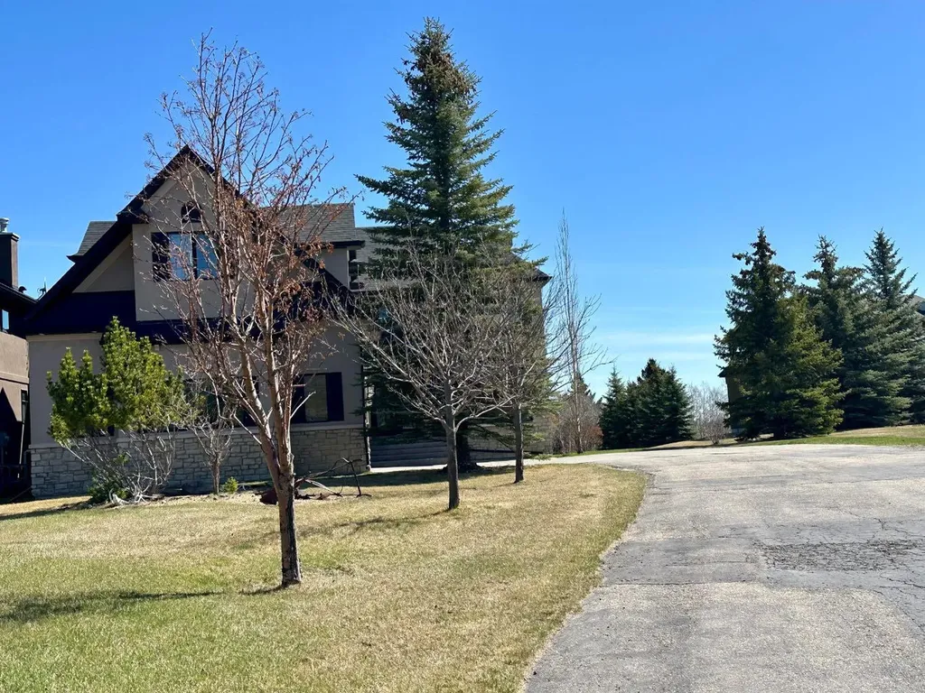 327 Rodeo Ridge Rural Rocky View County AB T3Z3G2