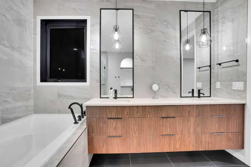 54 Calhoun Crescent NE Calgary AB T3P 1X8