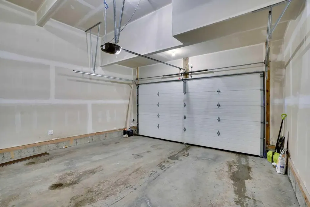54 Calhoun Crescent NE Calgary AB T3P 1X8