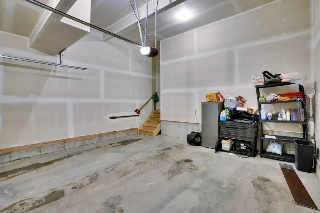 54 Calhoun Crescent NE Calgary AB T3P 1X8