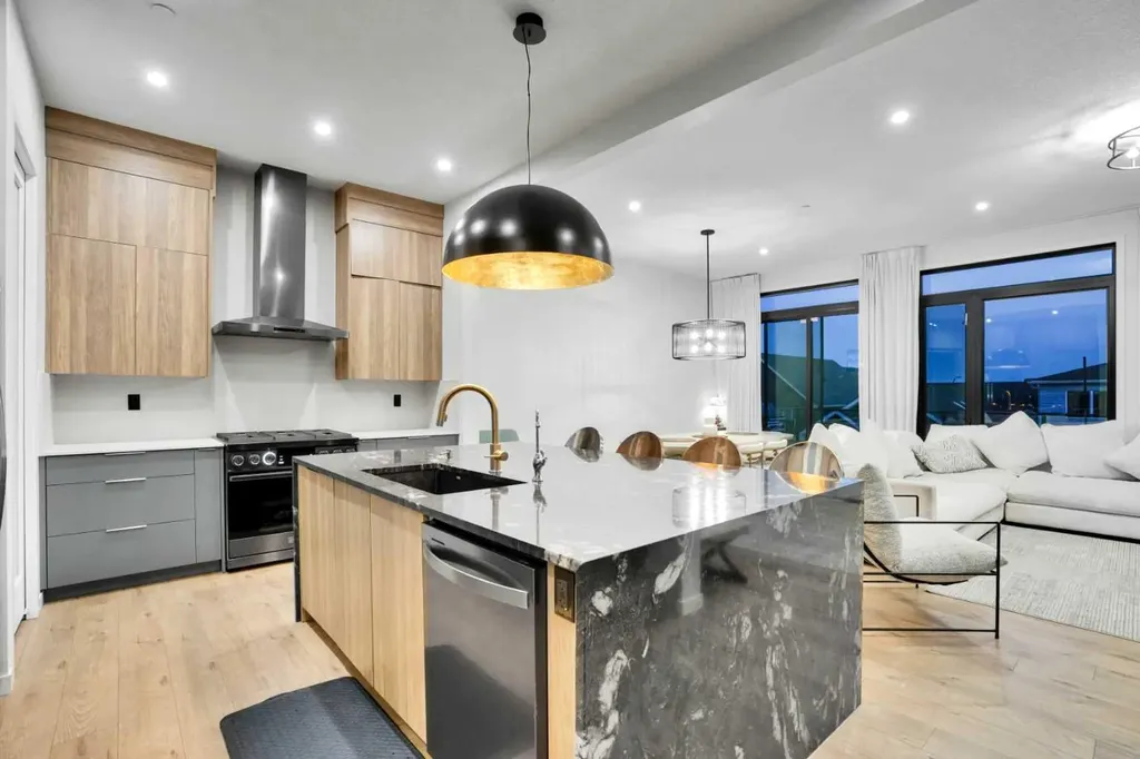 54 Calhoun Crescent NE Calgary AB T3P 1X8
