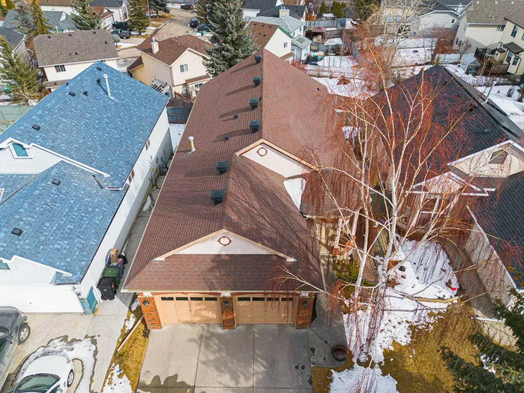20 Somerset Drive SW Calgary AB T2Y 3C3