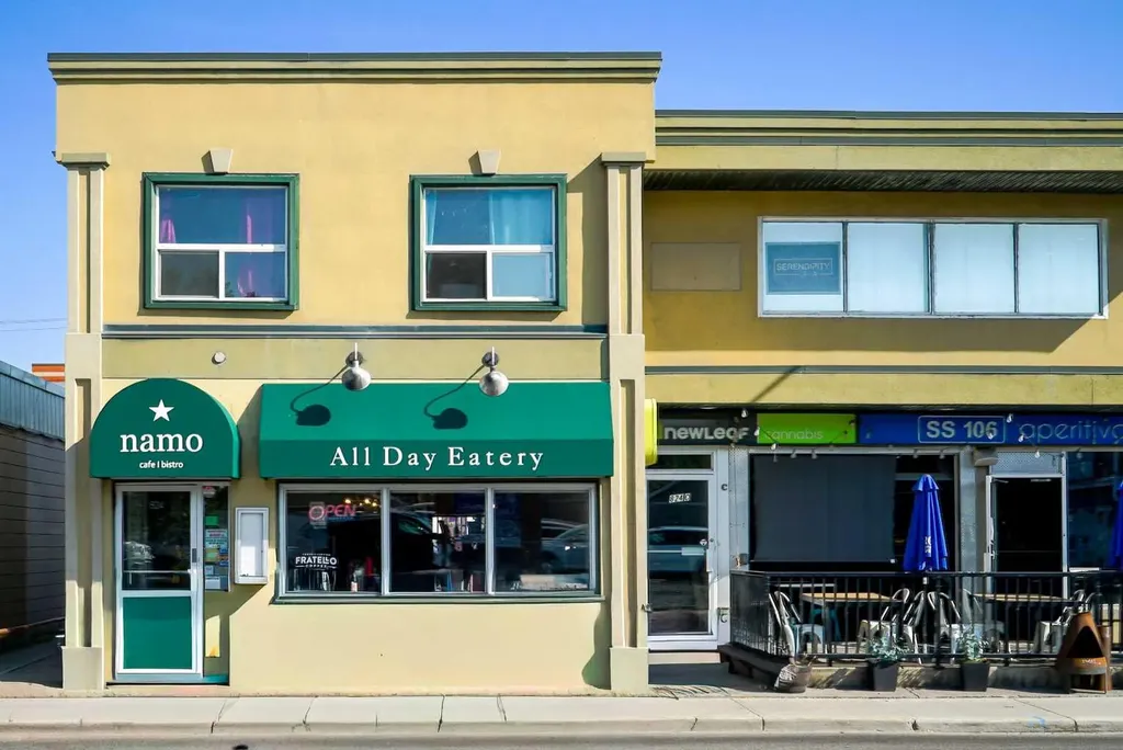 521 15 Avenue NE Calgary AB T2E 1H7