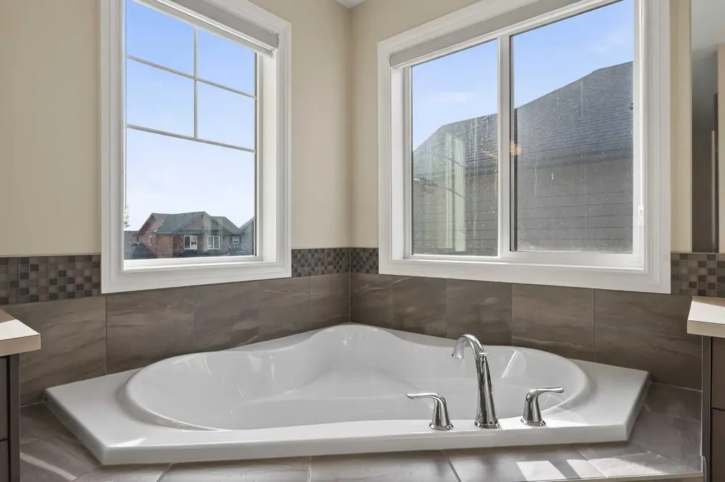 673 Marina Drive Chestermere AB T1X0S3