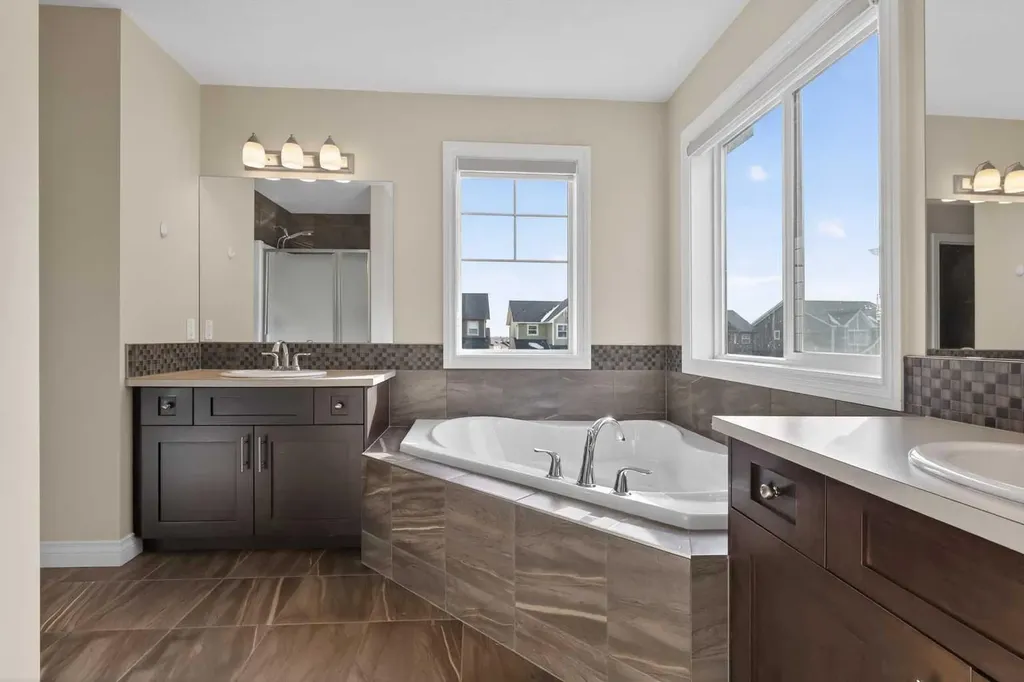 673 Marina Drive Chestermere AB T1X0S3