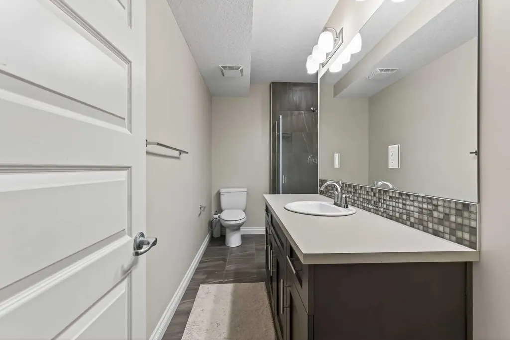 673 Marina Drive Chestermere AB T1X0S3