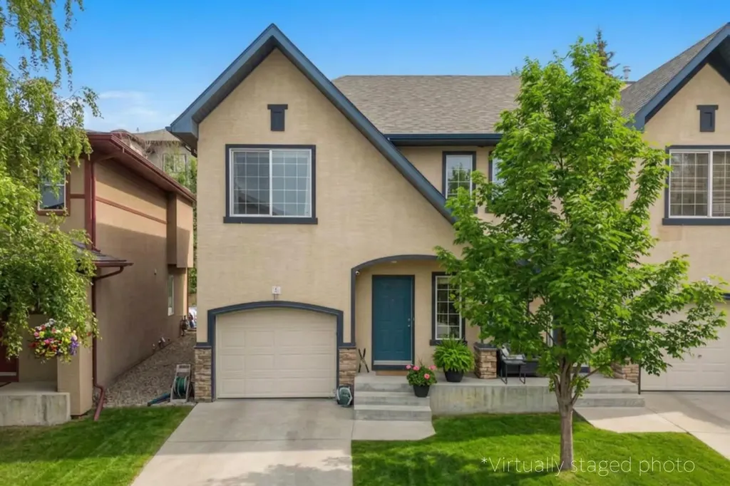 18 Hidden Creek Rise NW Calgary AB T3A 6L5