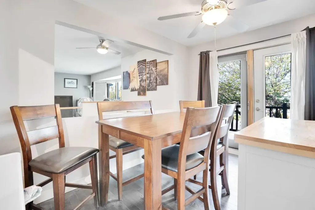 4764 Rundlewood Drive NE Calgary AB T1Y 2P1