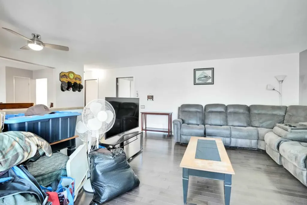 4764 Rundlewood Drive NE Calgary AB T1Y 2P1