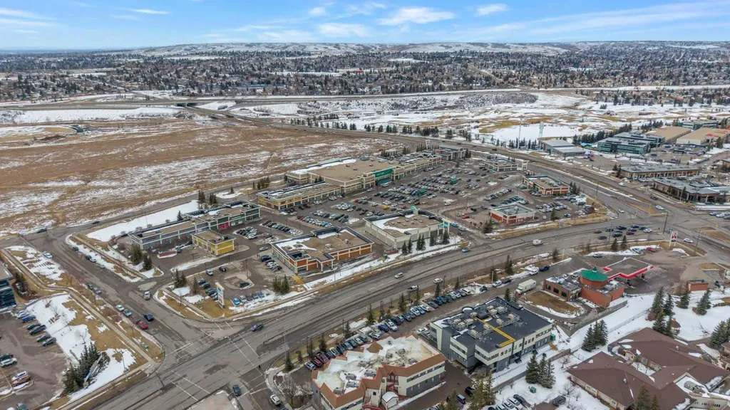 20 Harvest Rose Park NE Calgary AB T3K 4Z1