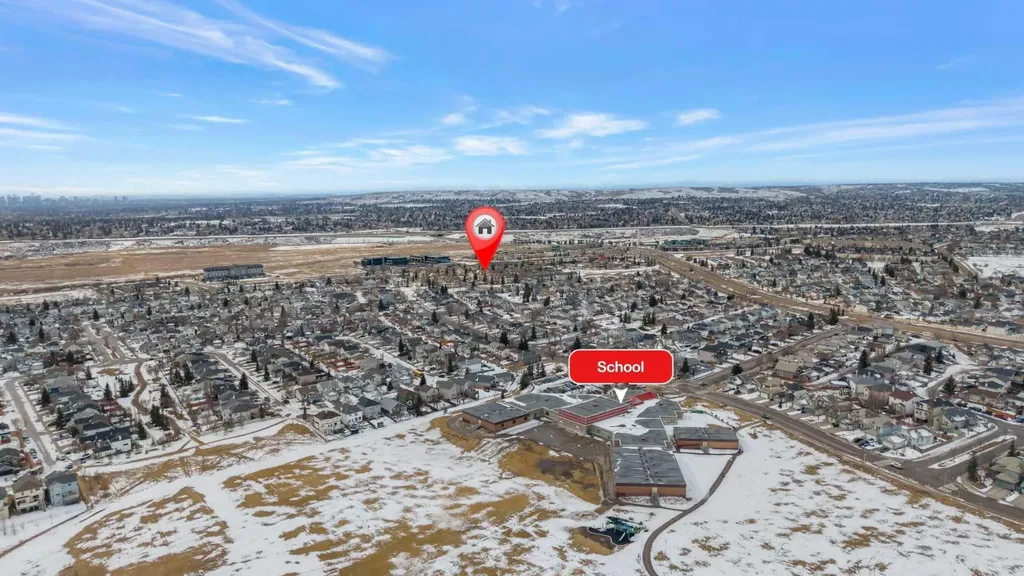 20 Harvest Rose Park NE Calgary AB T3K 4Z1