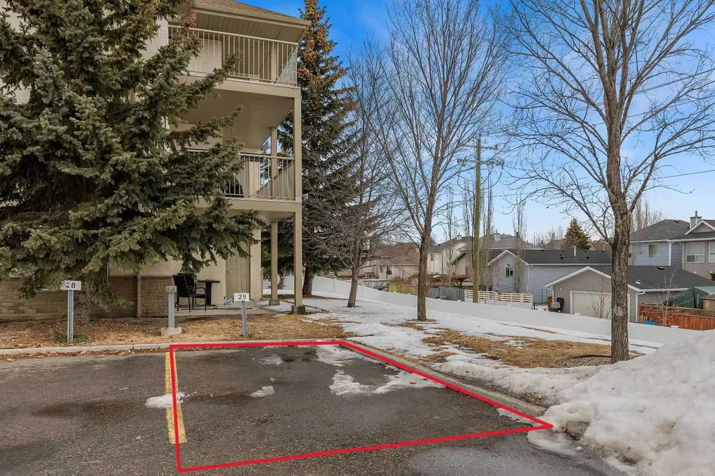 20 Harvest Rose Park NE Calgary AB T3K 4Z1