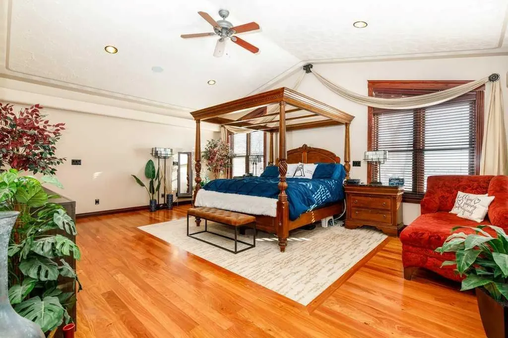 85 Oberlin Avenue Red Deer AB T4N 4X1