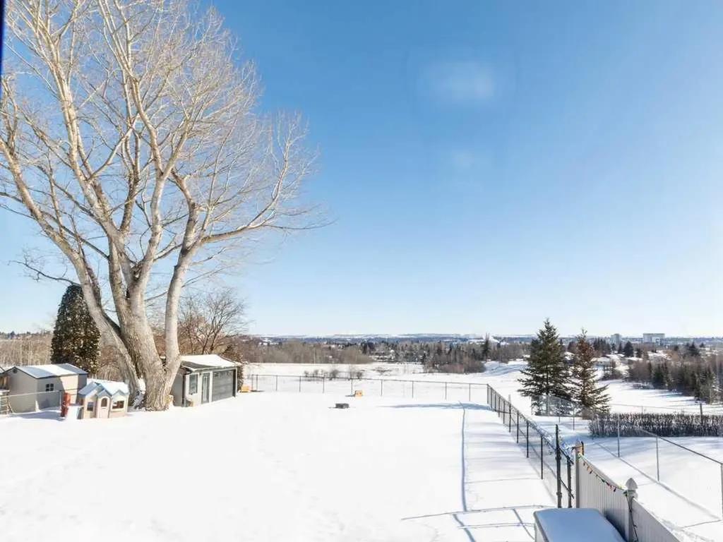 85 Oberlin Avenue Red Deer AB T4N 4X1