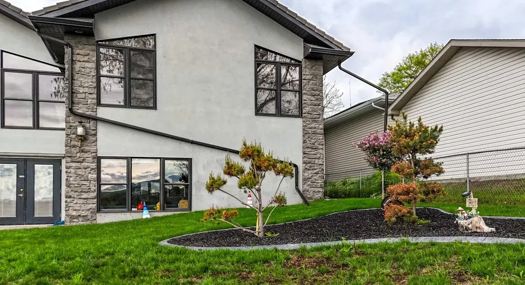 85 Oberlin Avenue Red Deer AB T4N 4X1