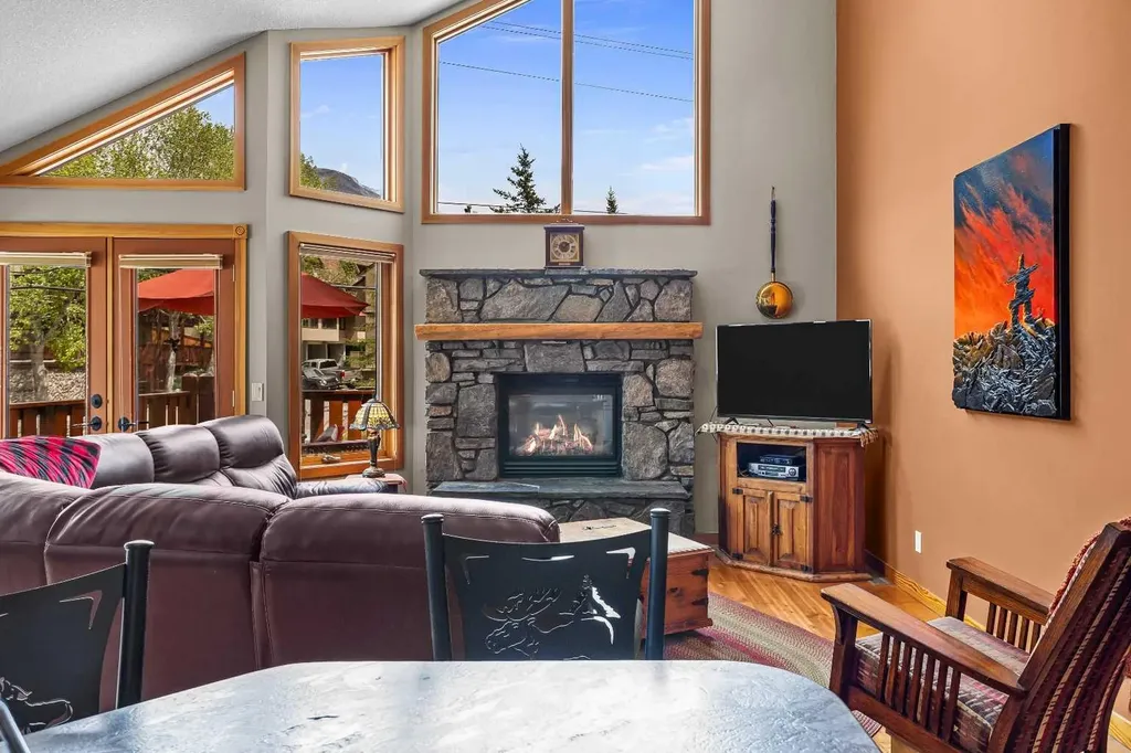 243 Three Sisters Drive Canmore AB T1W2M4