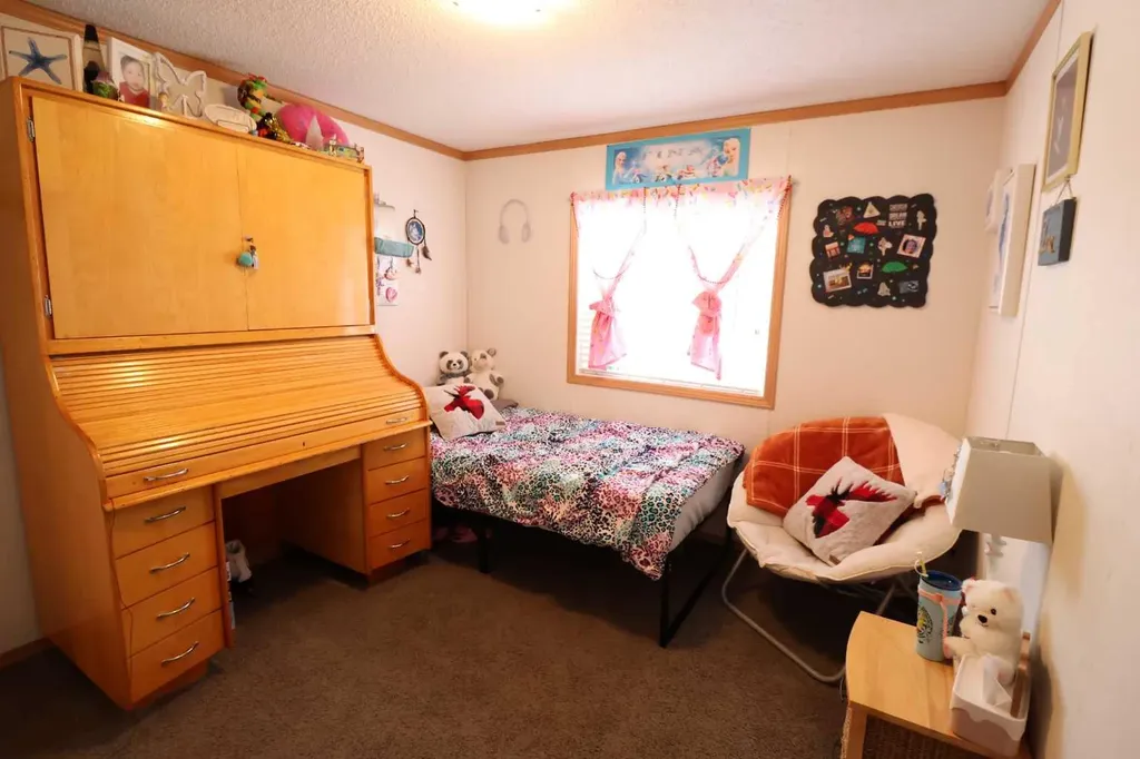 117 Farrar Street Enchant AB T0K 0V0