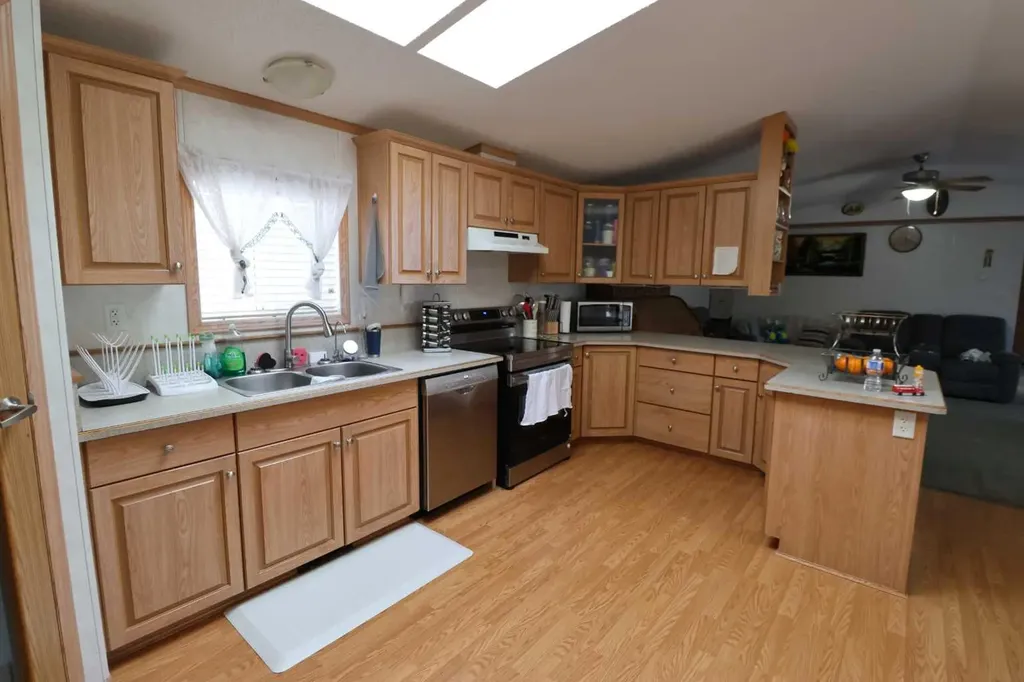 117 Farrar Street Enchant AB T0K 0V0