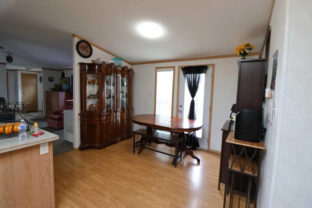117 Farrar Street Enchant AB T0K 0V0