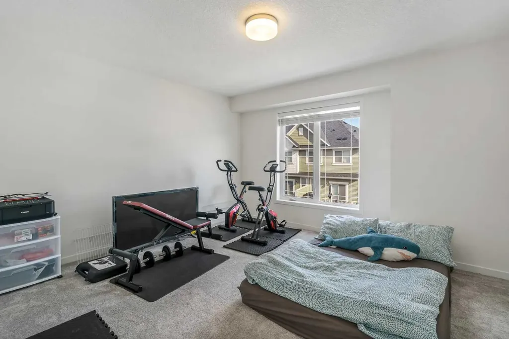 628 Copperstone Manor SE Calgary AB T2Z 5G4