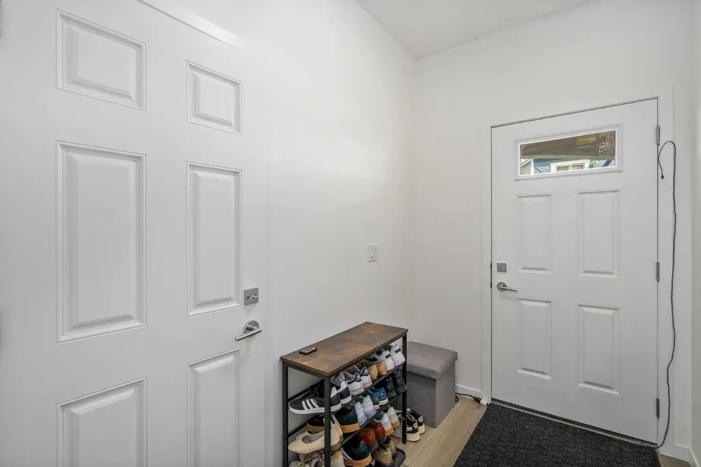 628 Copperstone Manor SE Calgary AB T2Z 5G4