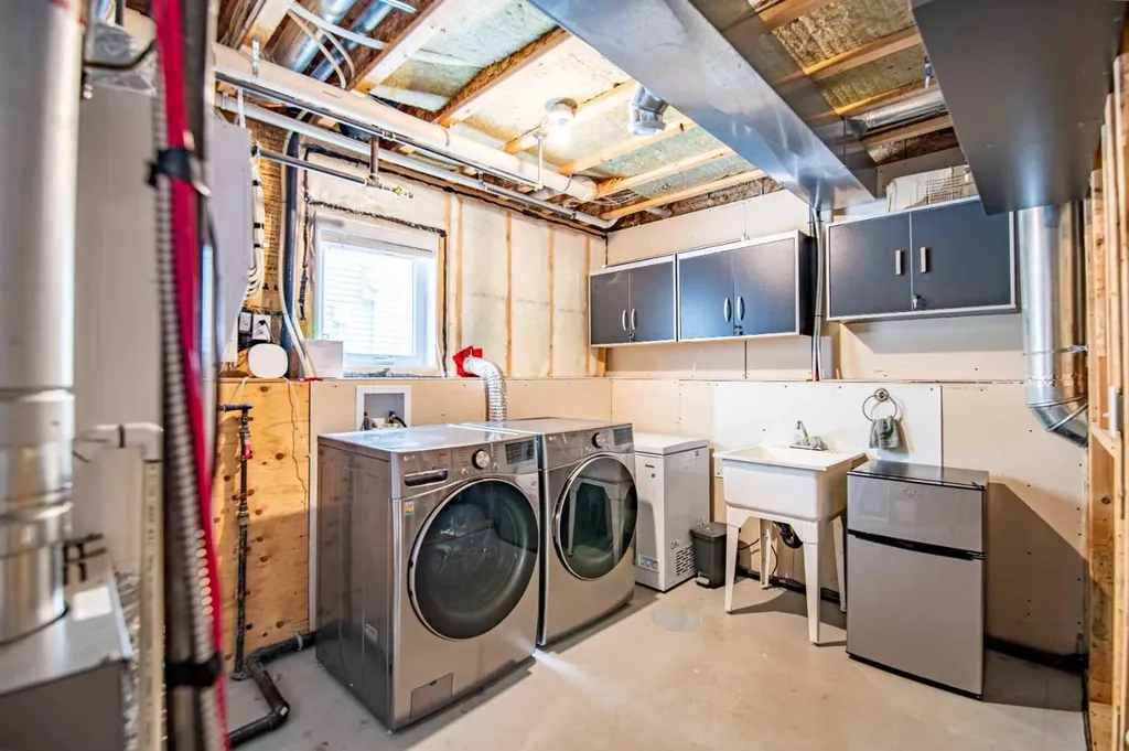 22 Mcdougall Close Penhold AB T0M 1R0