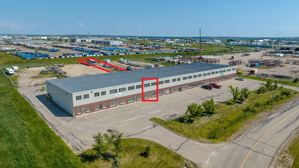 10322 74 Avenue Clairmont AB T8X 5A7