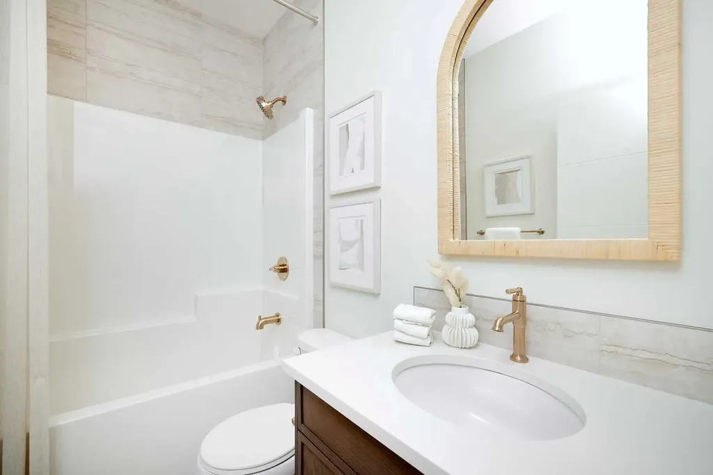 9 Shawnee Passage SW Calgary AB T2Y1G4