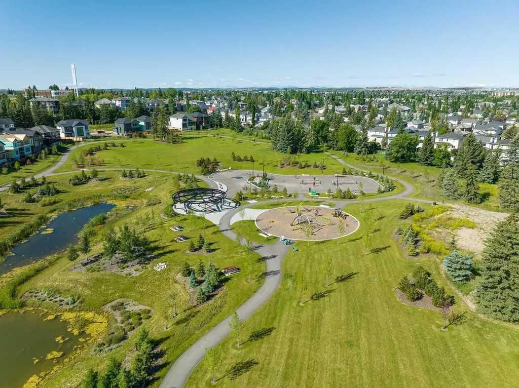 9 Shawnee Passage SW Calgary AB T2Y1G4